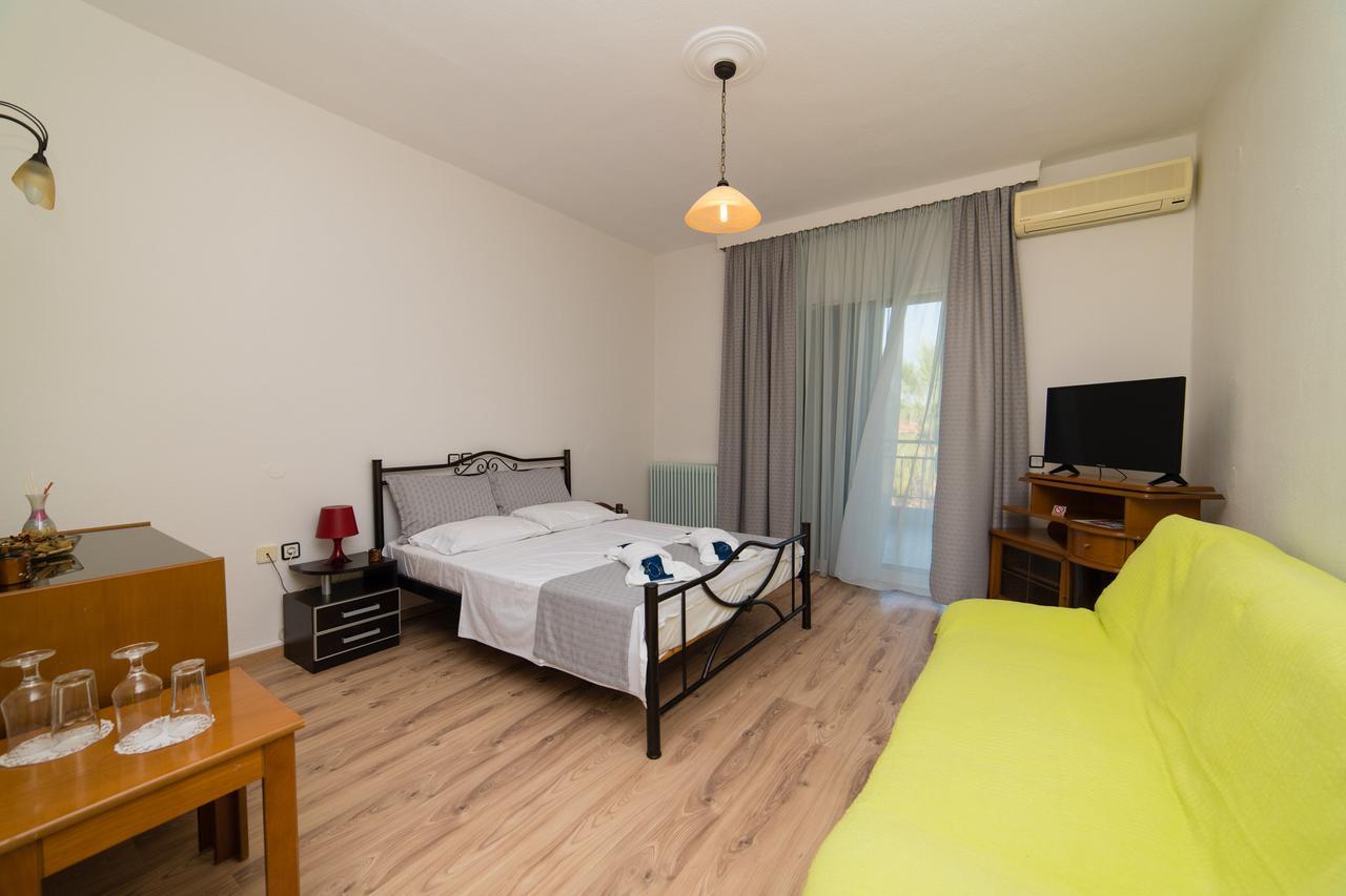 أسبروبالتا Athina Resort المظهر الخارجي الصورة